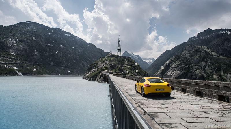 Illustration for article titled The Most Gorgeous Photos Of A Porsche Cayman You Will Ever See